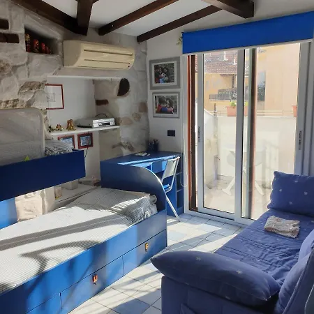 Matteotti 134 公寓 圣雷默